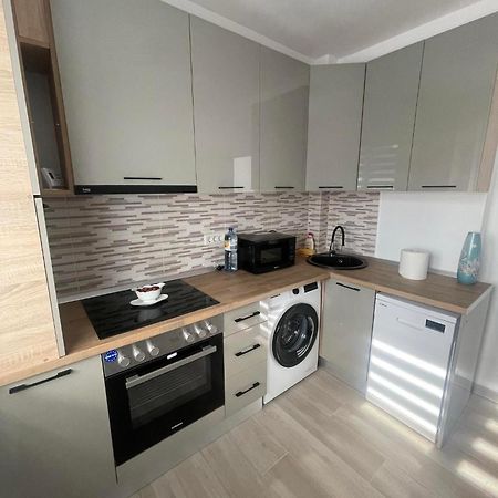 Luxury Apartment Piteszti Zewnętrze zdjęcie