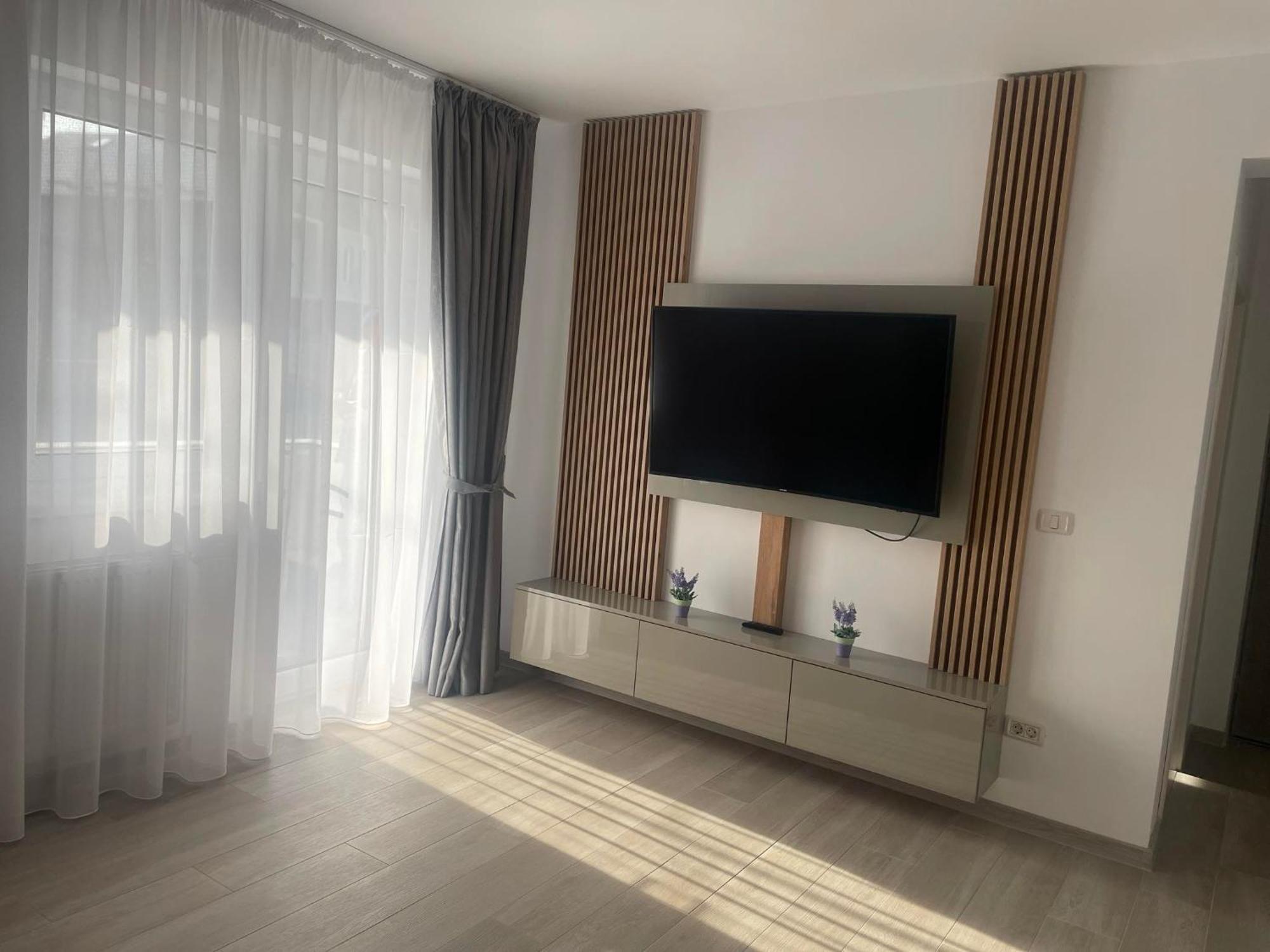Luxury Apartment Piteszti Zewnętrze zdjęcie